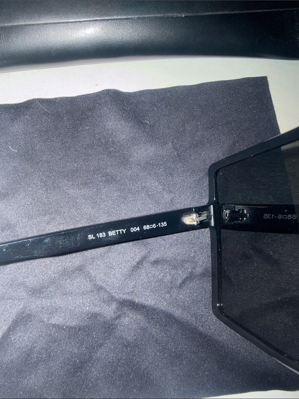 Saint Laurent Betty SL 183 Oversized Acetate Shield Sunglasses Black - Picture 5 of 7
